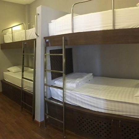 נה טראנג The Alley Hostel מראה חיצוני תמונה